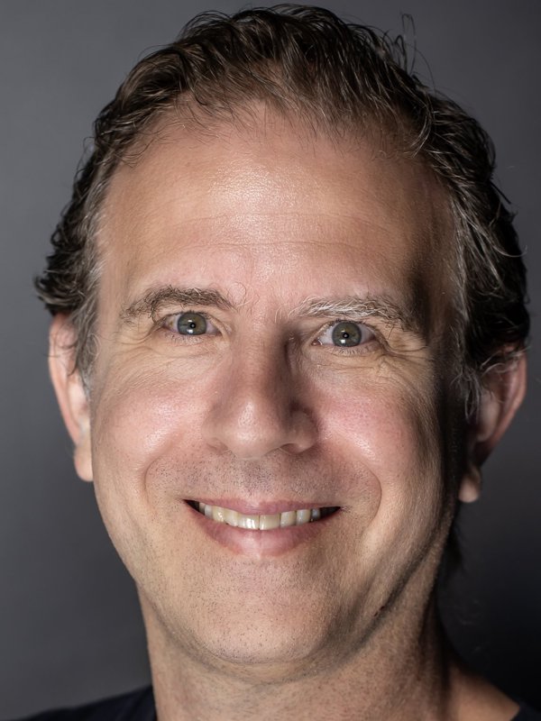 Harry Kakatsakis headshot