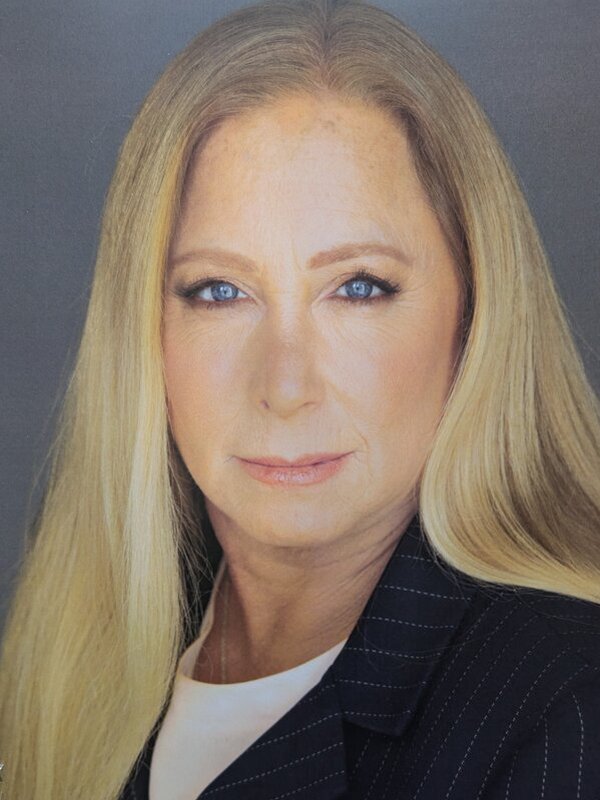 Susan Weinshanker headshot